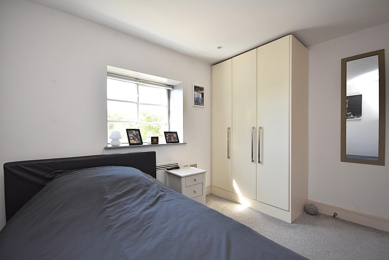 317 Woodlands, Hayes Point, Sully, CF64 5QF